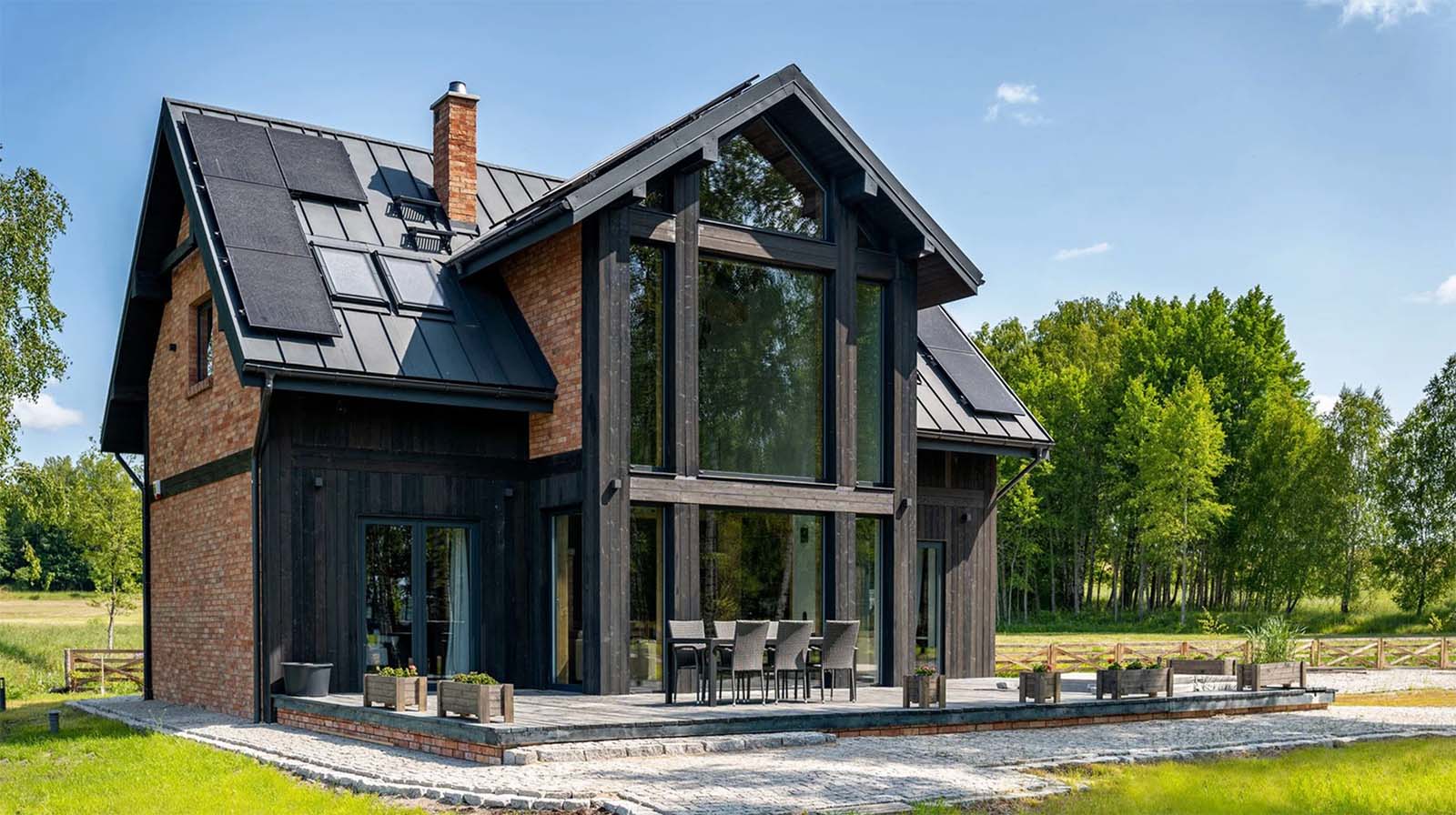 02 Lakeside Home Construction